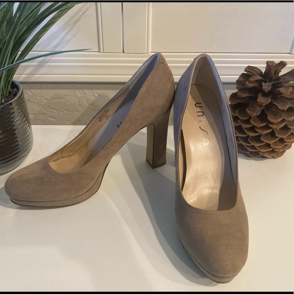 UNISA Beige suede pumps. 4.5 inch heel. Size 11. Tried on but never worn. 🌸